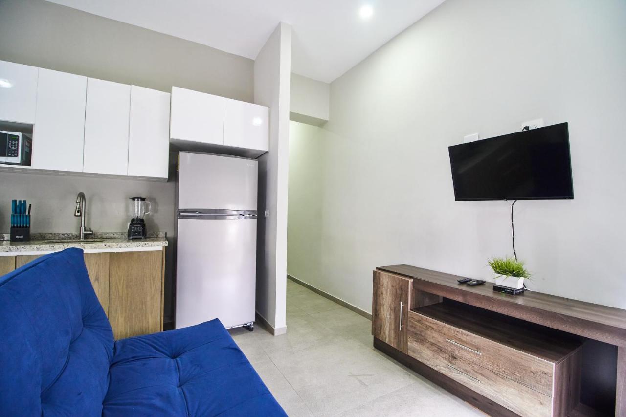 Torre 42 Playa Del Carmen By Lockeyアパートホテル エクステリア 写真